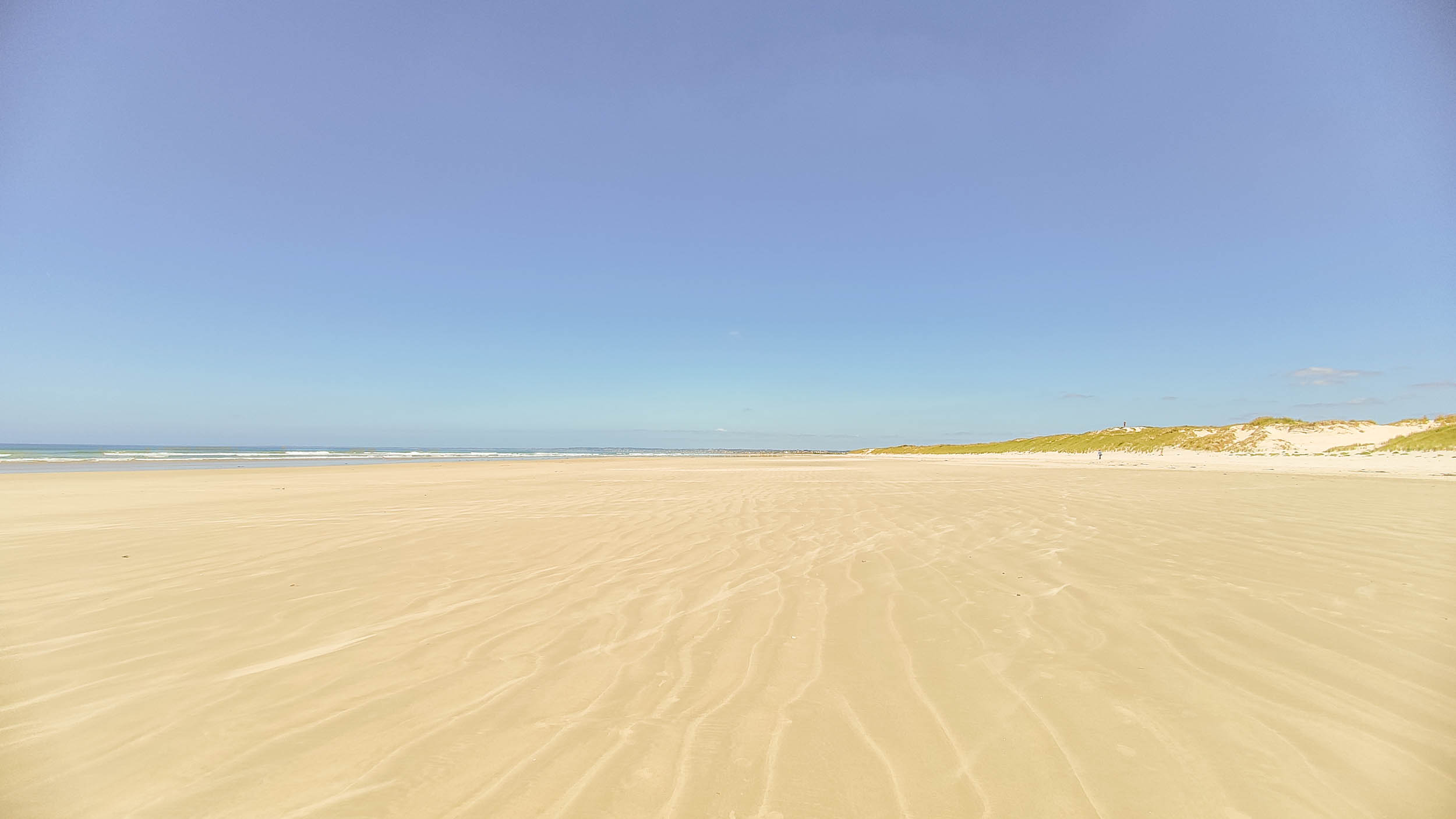 Photo de la plage naturiste Plage de Kermabec, à Tréguennec